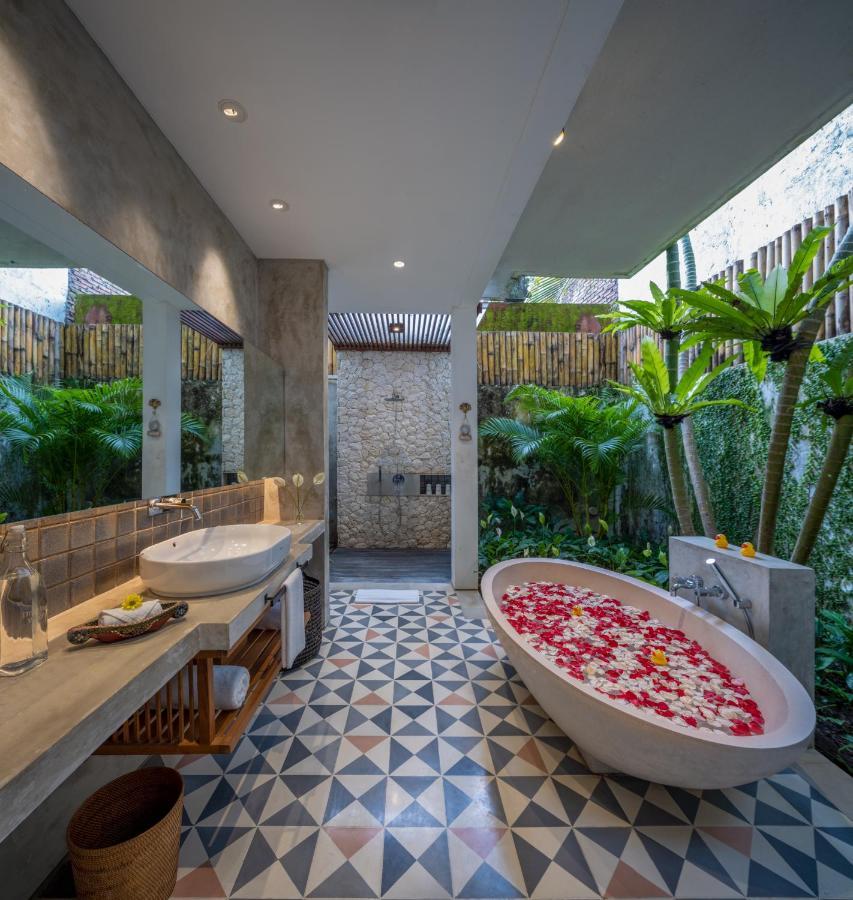 Pantai Indah Villas Canggu  Bagian luar foto